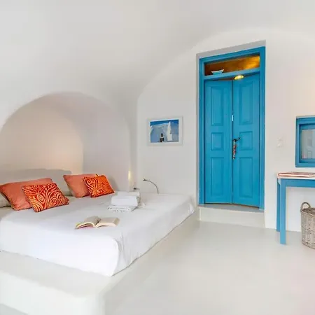 Elicriso Villa *